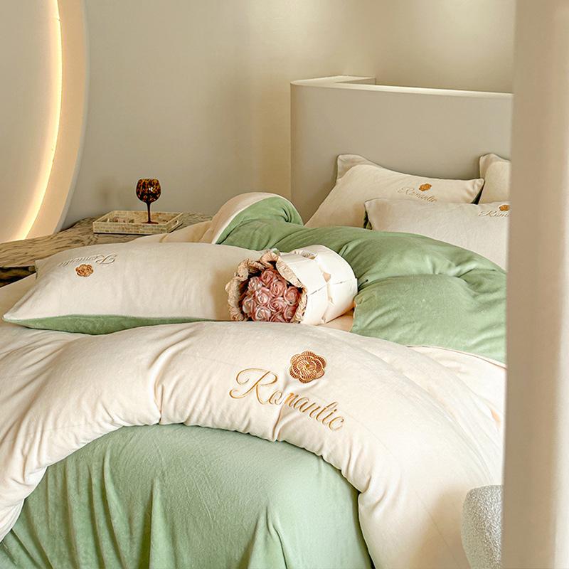 Зимние теплые 4 шт., молочная вышивка, домашний текстиль, одеяло, комплект простыней 1.5m 4pcs зелёный