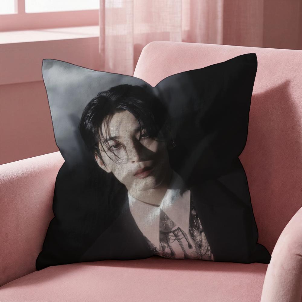 W-Wonwoo SINGER Cushion Cover Multi-Scene Pillow Cover for Home & Car - Reversible, Soft & Durable for Daily Use 30cmx30cm
W-Wonwoo SINGER Cushion Cover Multi-Scene Pillow Cover for Home & Car - Reversible, Soft & Durable for Daily Use 30cmx30cm