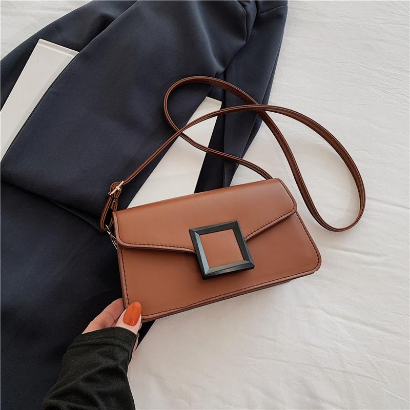 Women s retro commuter small bag Women s 2025 spring new versatile ins shoulder messenger bag temperament small square bag коричневий
Women s retro commuter small bag Women s 2025 spring new versatile ins shoulder messenger bag temperament small square bag коричневий