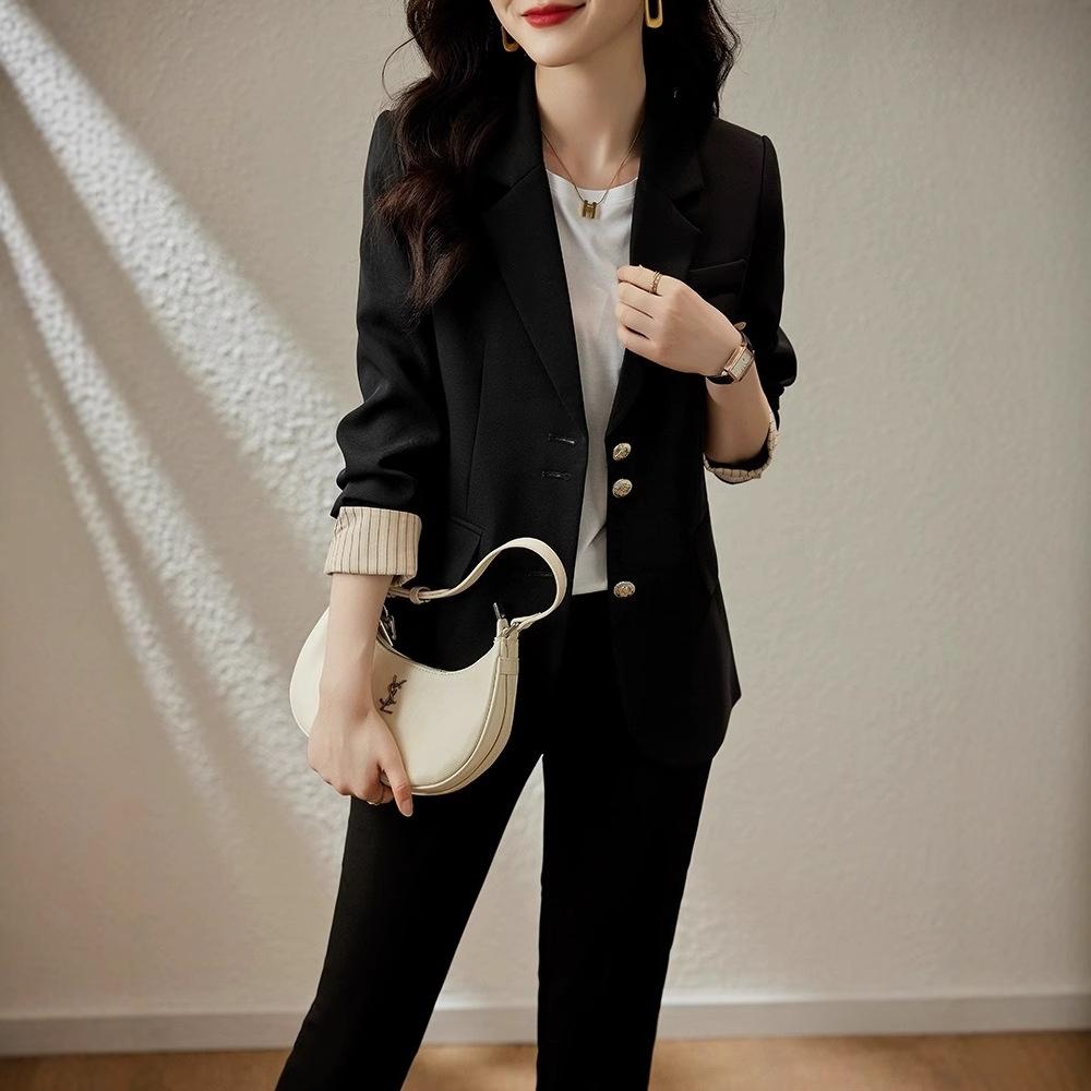 Повседневный маленький костюм для отдыха на открытом воздухе, женская мода, высокий уровень комфорта, универсальный костюм с разрезами, куртка Fried Street с длинными рукавами 3XL
Повседневный маленький костюм для отдыха на открытом воздухе, женская мода, высокий уровень комфорта, универсальный костюм с разрезами, куртка Fried Street с длинными рукавами 3XL