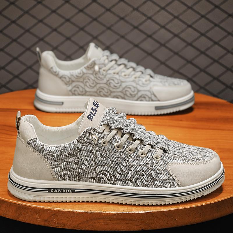 Summer canvas men s board shoes new breathable one-pedal work casual flats daily sports men s shoes 44
Summer canvas men s board shoes new breathable one-pedal work casual flats daily sports men s shoes 44