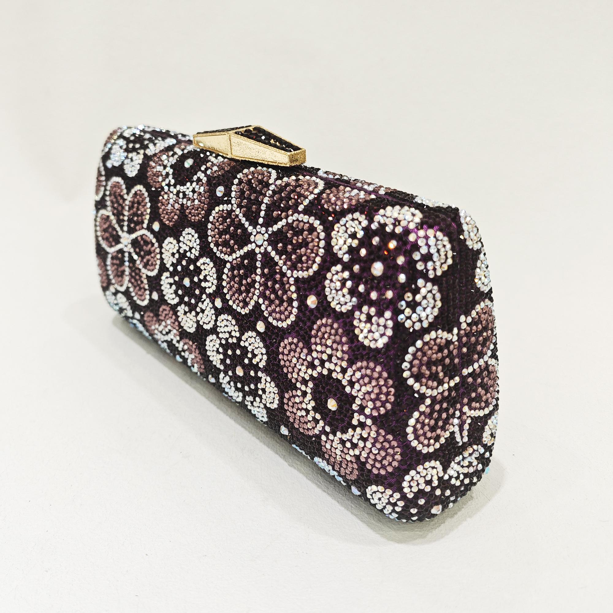 Gold/Silver Flower Women Evening Bag Clutch Crystal Blue Party Dinner Clutches Rhinestone Lady Prom Formal Clutches Banquet Purs 18cmX12cmX5cm
Gold/Silver Flower Women Evening Bag Clutch Crystal Blue Party Dinner Clutches Rhinestone Lady Prom Formal Clutches Banquet Purs 18cmX12cmX5cm