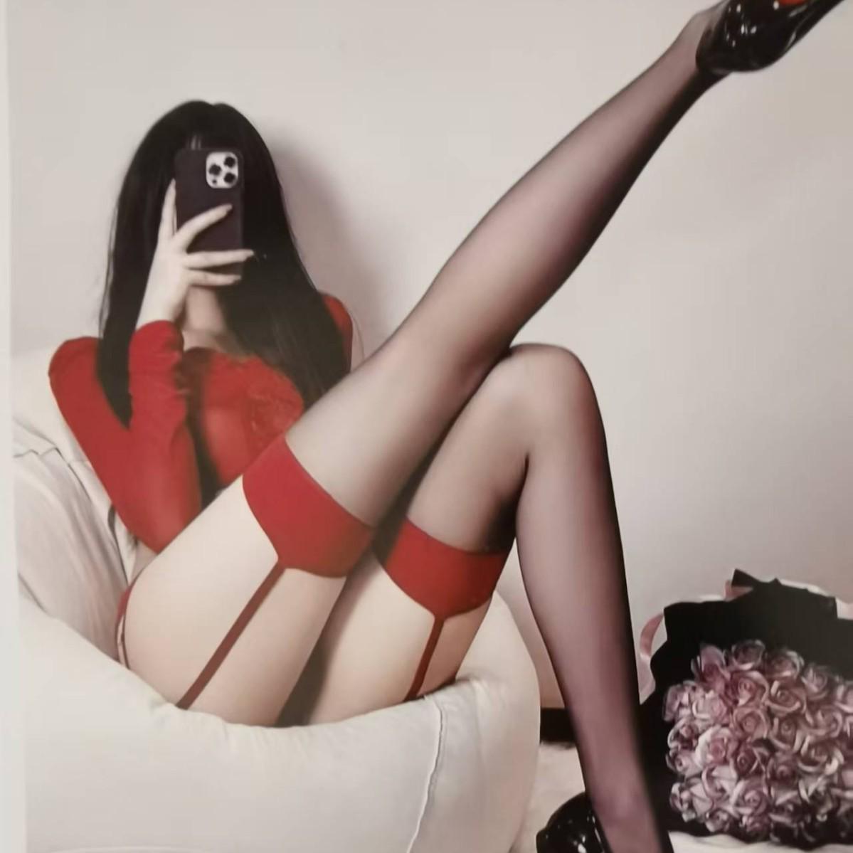 Ретро Невидимі Чорні Смугасті Прозорі Панчохи - Сексуальний Ультратонкий Дизайн One Size
Ретро Невидимі Чорні Смугасті Прозорі Панчохи - Сексуальний Ультратонкий Дизайн One Size