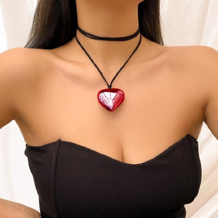 Модный тренд Niche Sense Love Подвеска на ключицу, темперамент, простое регулируемое черное бархатное ожерелье с холодным ветром