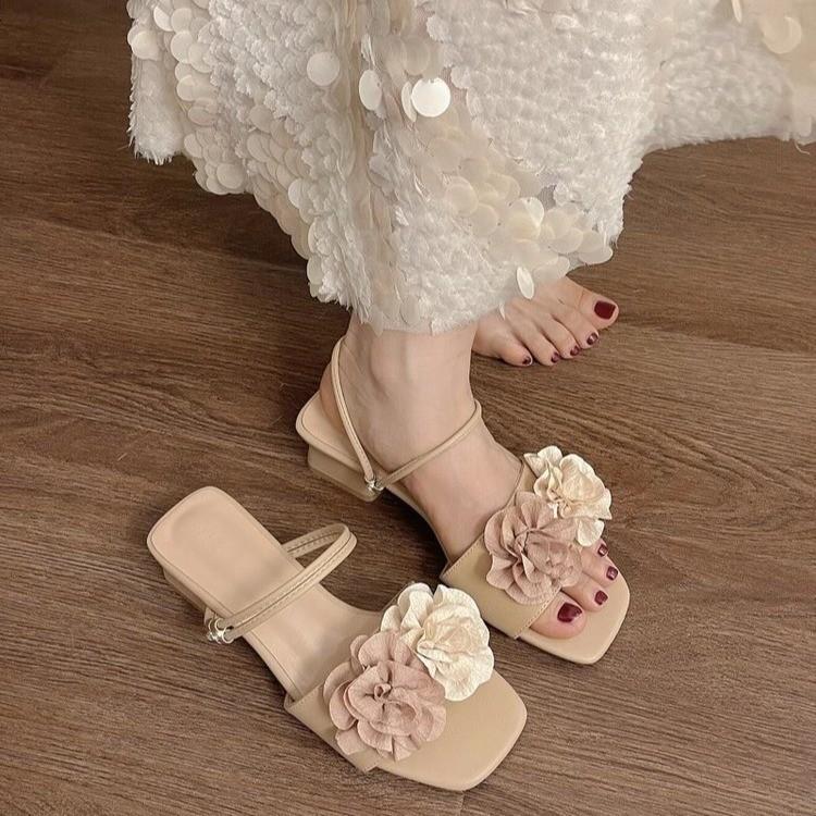 Літо 2024, нова квітка, квадратна голова, товстий каблук, круті тапочки, жіночі низькі каблуки, чарівний вітер, Французьке двоє, однослівне перетягування 40 хакі
Літо 2024, нова квітка, квадратна голова, товстий каблук, круті тапочки, жіночі низькі каблуки, чарівний вітер, Французьке двоє, однослівне перетягування 40 хакі