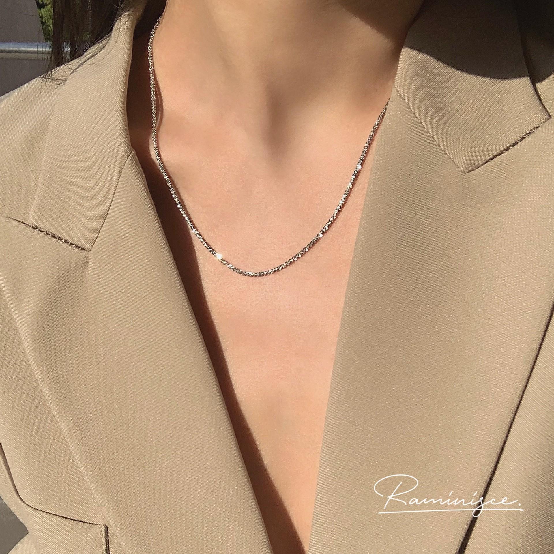 Sterling Silver Sparkling Minimalist Choker Necklace - Women s High-End Cold Style Clavicle Chain sl384 (Bracelet)
Sterling Silver Sparkling Minimalist Choker Necklace - Women s High-End Cold Style Clavicle Chain sl384 (Bracelet)