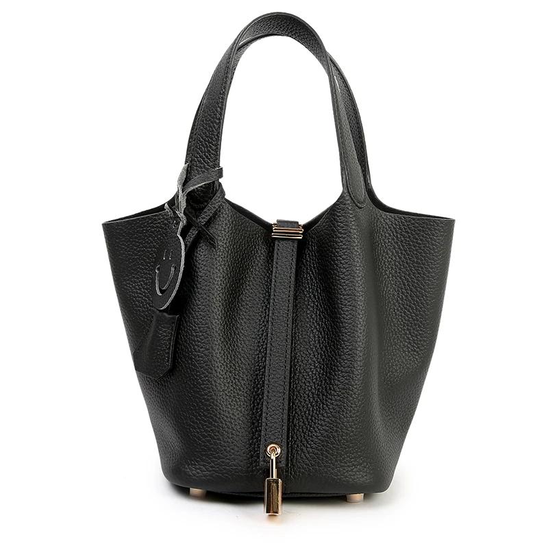 Autumn and winter Ladies Genuine Leather Bucket Handbag luxury designer handbags, top-grain leather commuting crossbody bag 18x24x20cm чёрный
Autumn and winter Ladies Genuine Leather Bucket Handbag luxury designer handbags, top-grain leather commuting crossbody bag 18x24x20cm чёрный