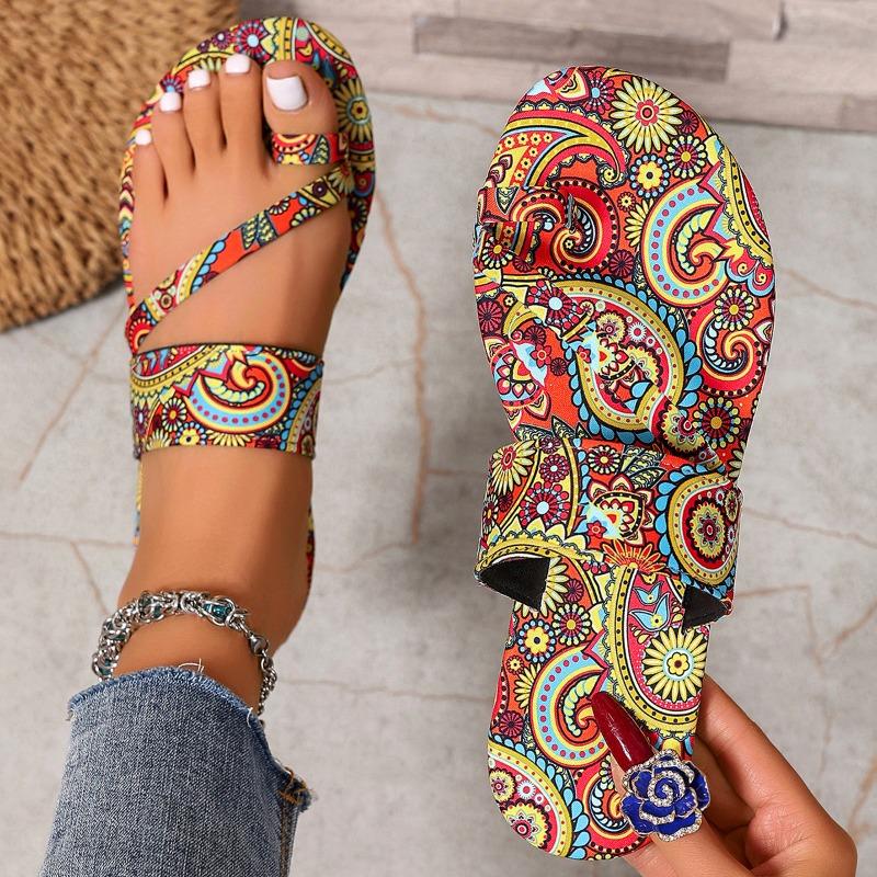 Summer new set of toe flat bottom casual light breathable open toe Velcro beach sandals women s batch 43
Summer new set of toe flat bottom casual light breathable open toe Velcro beach sandals women s batch 43