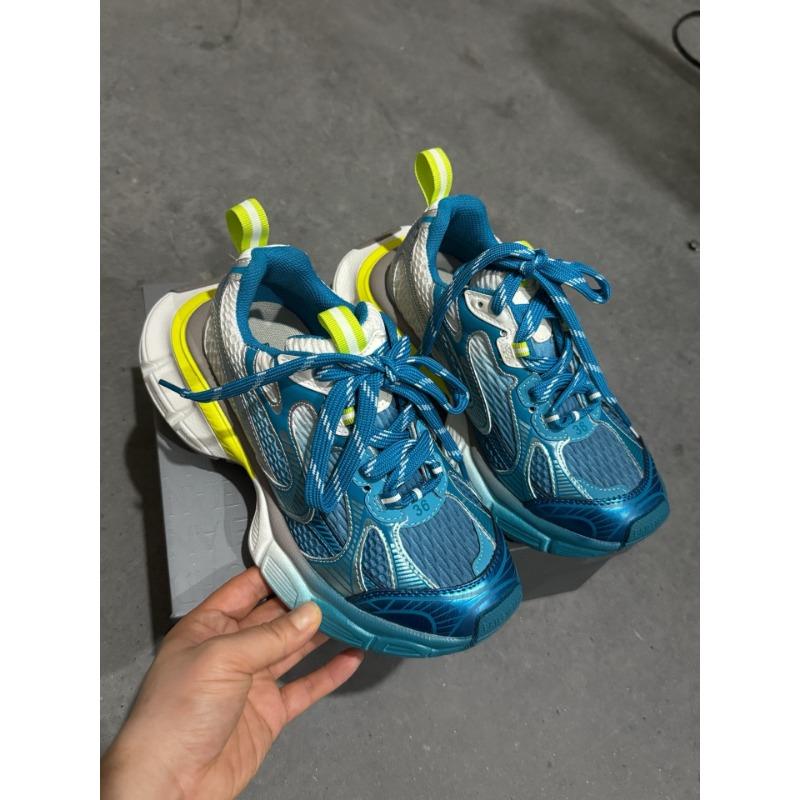 Gradual change of color dad shoes women s autumn new leather thick-soled mesh breathable versatile casual dad shoes 35 синий
Gradual change of color dad shoes women s autumn new leather thick-soled mesh breathable versatile casual dad shoes 35 синий