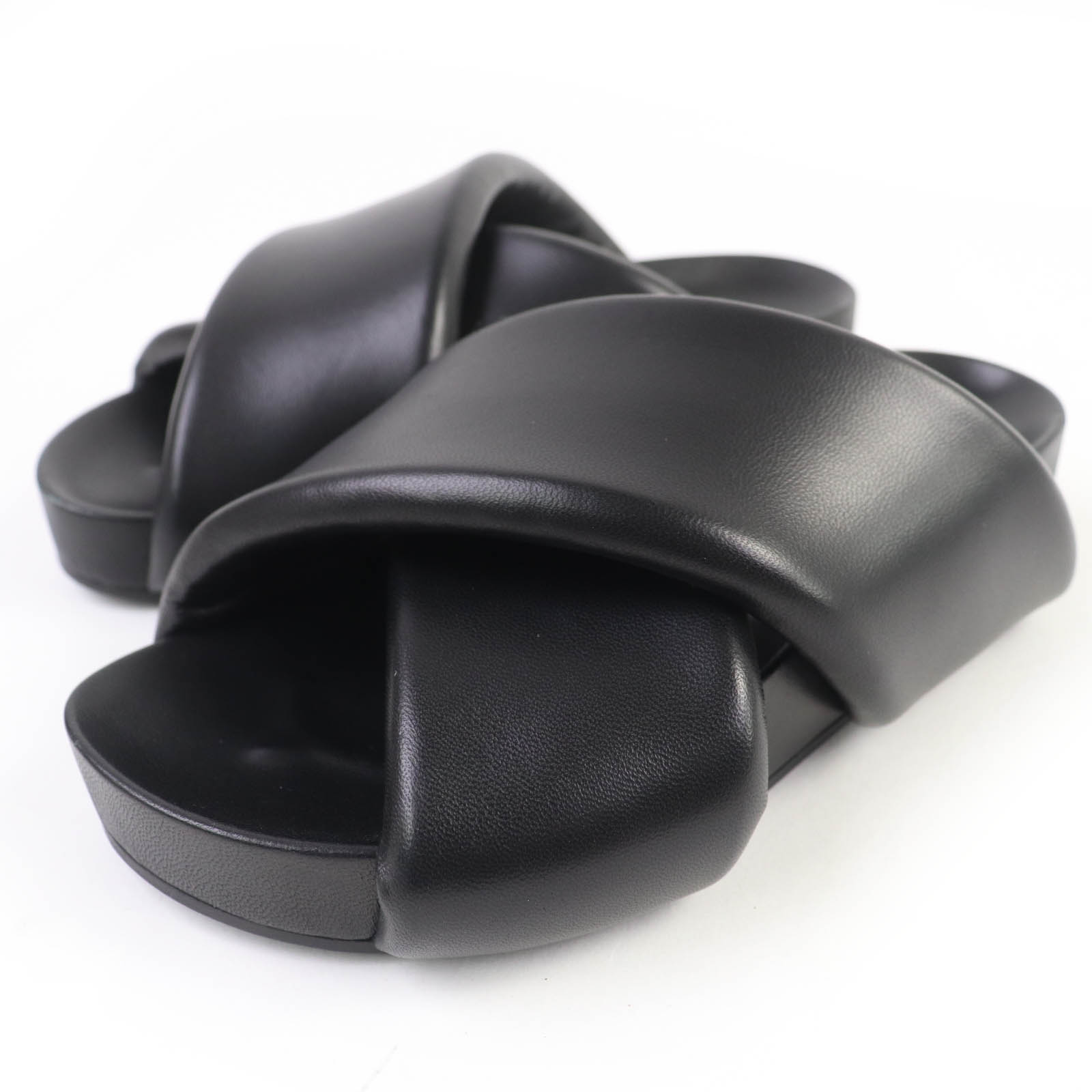 JIL SANDER Sandals Cross strap padded leather black leather Women 36 Used
JIL SANDER Sandals Cross strap padded leather black leather Women 36 Used