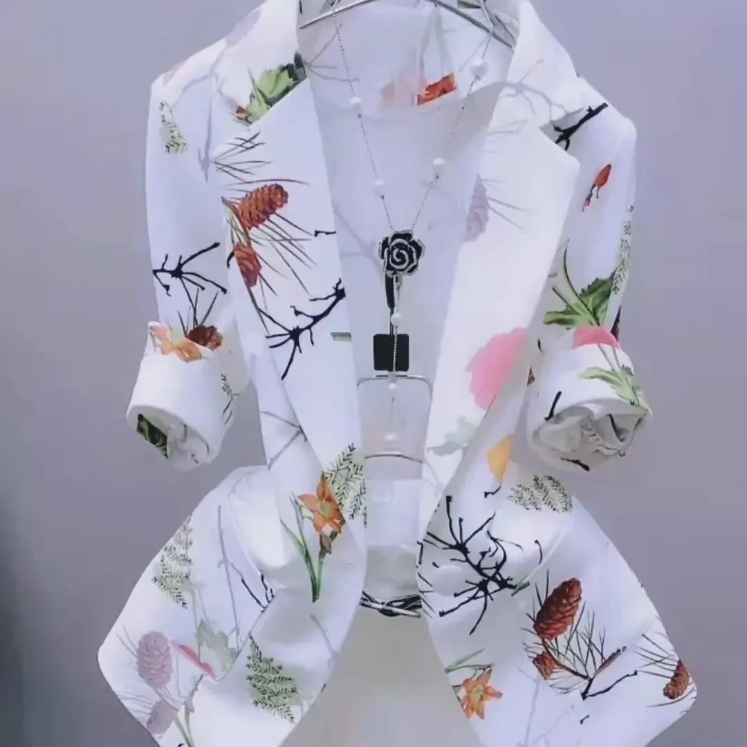 2024 Spring-Summer Women s Slim Printed Cardigan Jacket - Lightweight, Western Style, Short Sunscreen Outerwear XXL
2024 Spring-Summer Women s Slim Printed Cardigan Jacket - Lightweight, Western Style, Short Sunscreen Outerwear XXL