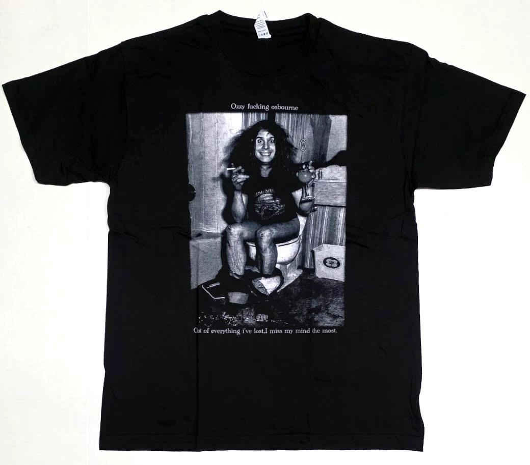 OZZY OSBOURNE T-shirt Toilet Beer Cigarette Hard Rock Heavy Metal Men s Tee New XL
OZZY OSBOURNE T-shirt Toilet Beer Cigarette Hard Rock Heavy Metal Men s Tee New XL