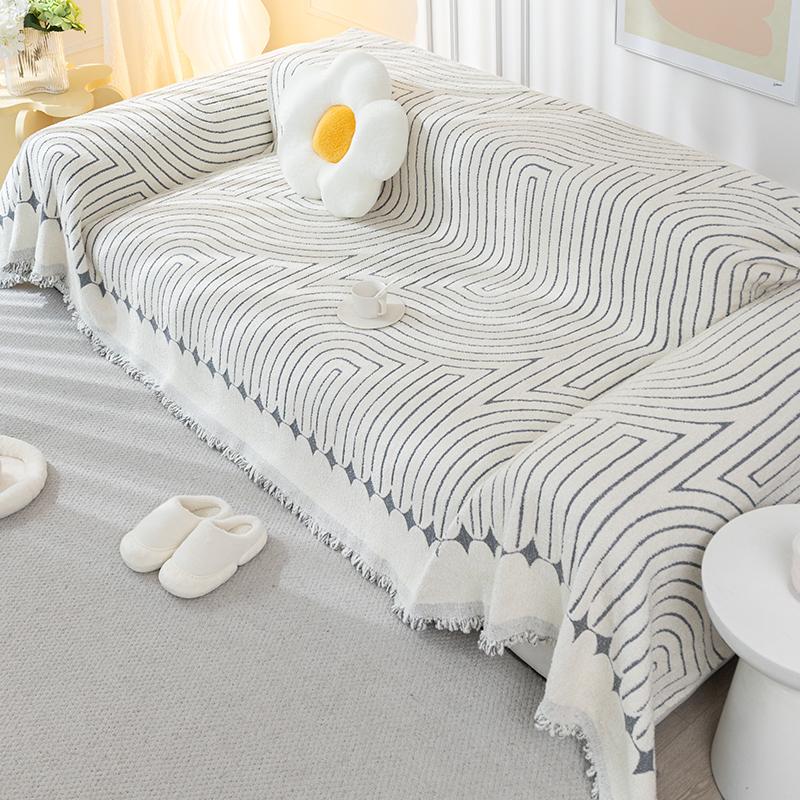 Winter Sofa Cover Universal Anti Scratch Soft Blanket Full Cover for Couch Protector Durable Four Seasons Use 180*130cm
Winter Sofa Cover Universal Anti Scratch Soft Blanket Full Cover for Couch Protector Durable Four Seasons Use 180*130cm