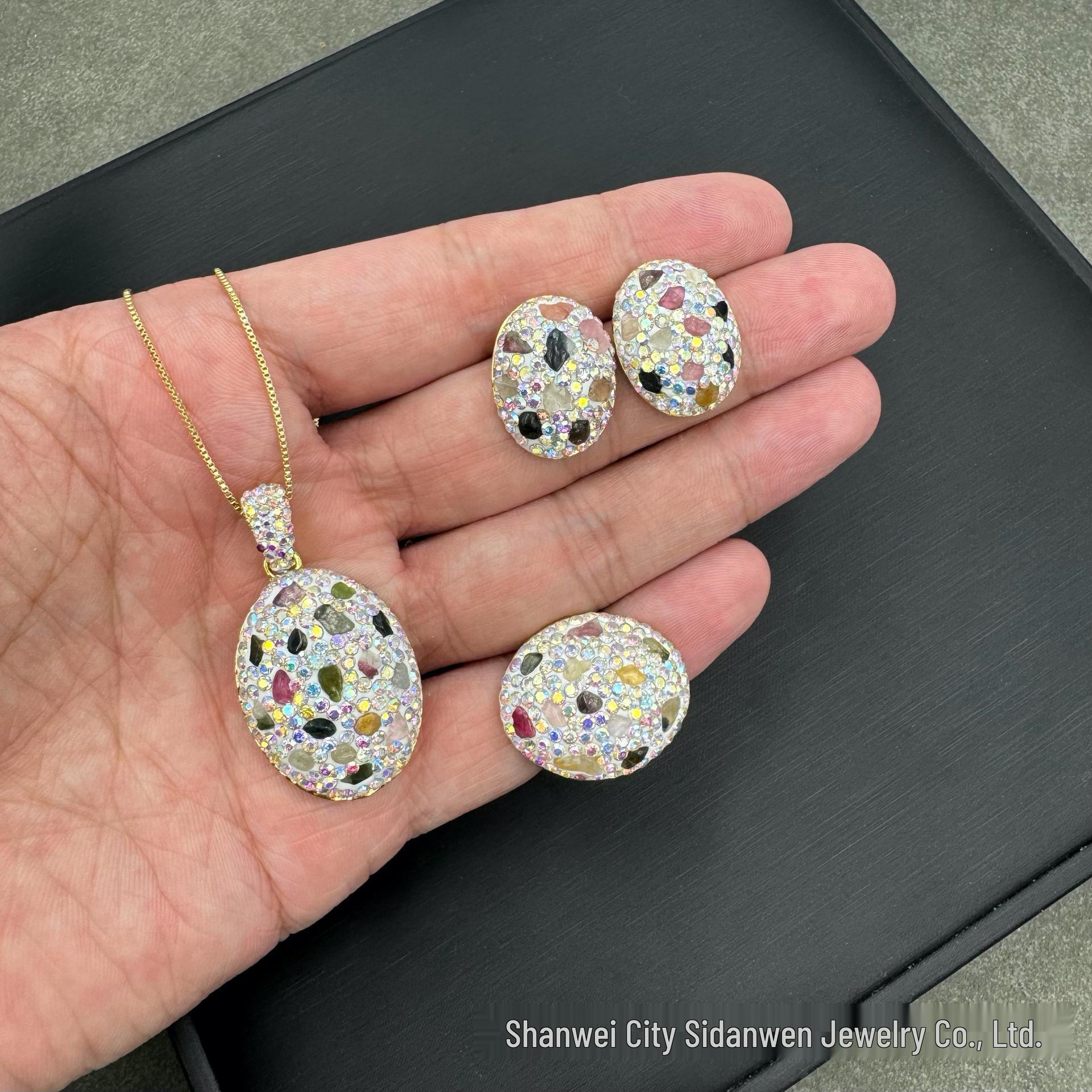 Luxury European & American Style Tourmaline Diamond Set - Simple, Elegant, Three-Piece золотой
Luxury European & American Style Tourmaline Diamond Set - Simple, Elegant, Three-Piece золотой