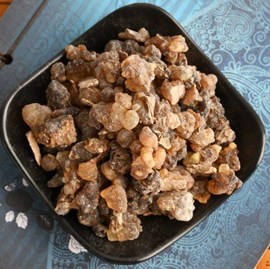 Natural Chinese Frankincense Variety Pack - Genuine Raw Frankincense, Nipple, Horse Tail, Tianze - 500g
Natural Chinese Frankincense Variety Pack - Genuine Raw Frankincense, Nipple, Horse Tail, Tianze - 500g