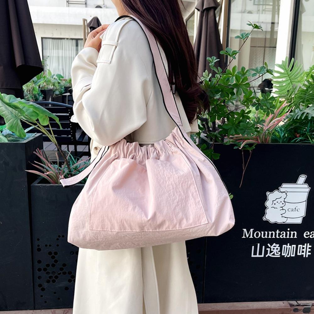 Korean Style Nylon Cloth Handbag Wrinkled Underarm Tote Bag Portable Drawstring Shoulder Bag Women фіолетовий
Korean Style Nylon Cloth Handbag Wrinkled Underarm Tote Bag Portable Drawstring Shoulder Bag Women фіолетовий