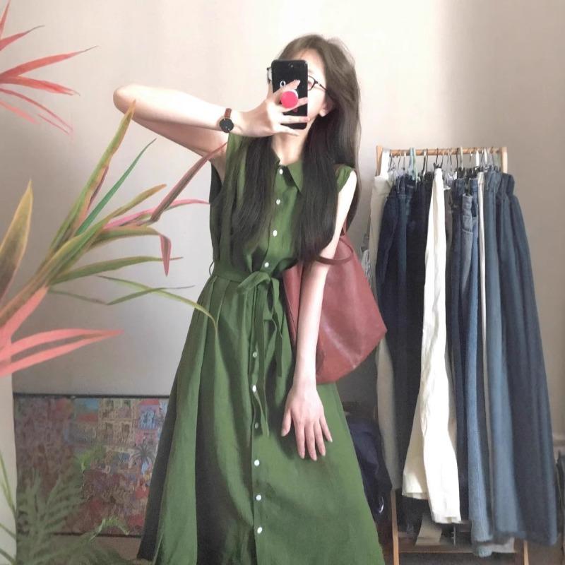 Summer new sleeveless vest dress women s summer shirt dress strap waist slimming mid-length skirt for small people S зелений
Summer new sleeveless vest dress women s summer shirt dress strap waist slimming mid-length skirt for small people S зелений