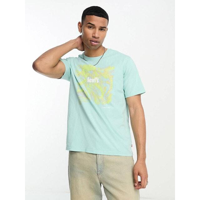 Синяя футболка Levi s с принтом-логотипом на груди
Синяя футболка Levi s с принтом-логотипом на груди
