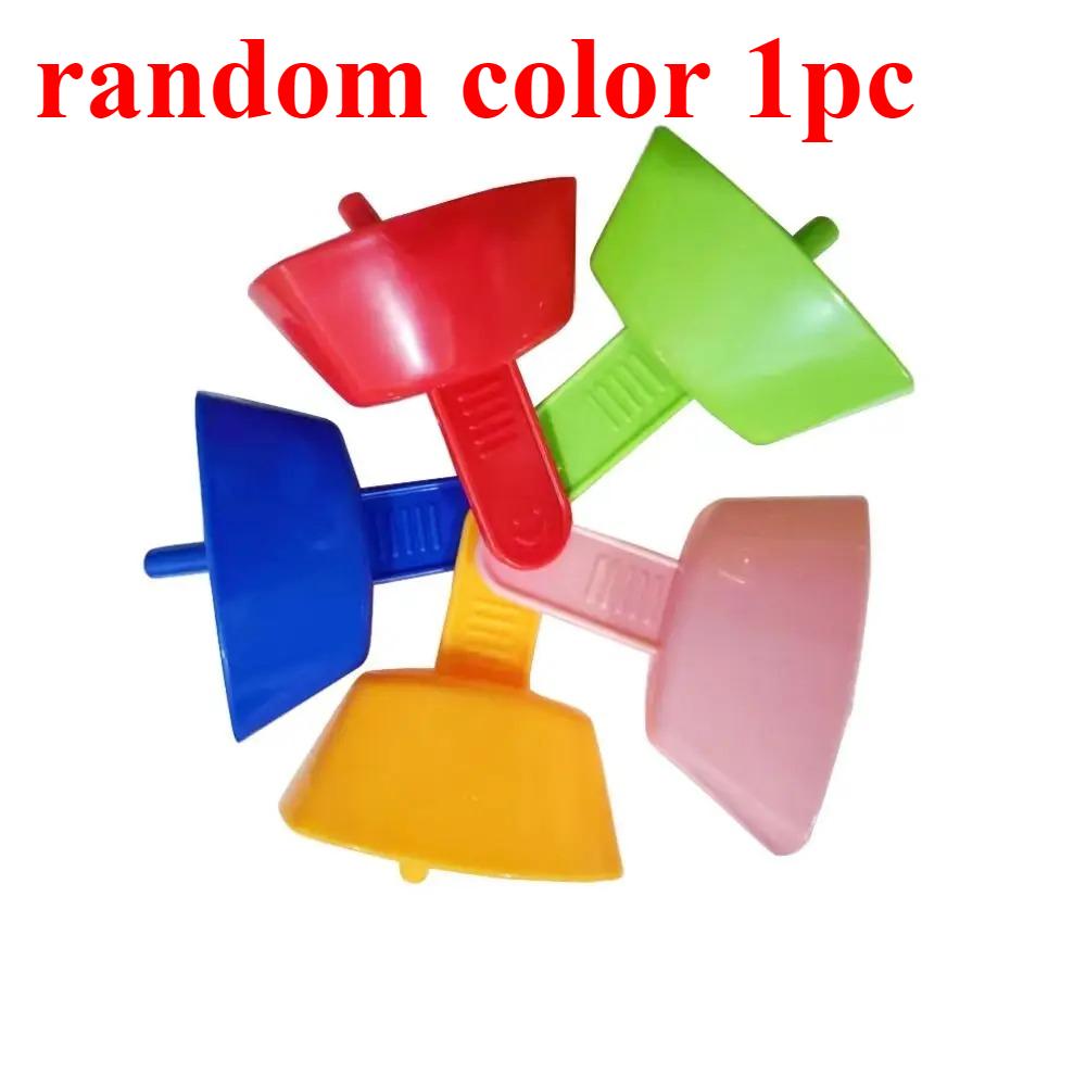 1PC Anti Flow Ice Cream Stand, Portable Anti Drip Popsicle Holder, Protects Popsicles, Lightweight Anti Drip Tray
1PC Anti Flow Ice Cream Stand, Portable Anti Drip Popsicle Holder, Protects Popsicles, Lightweight Anti Drip Tray