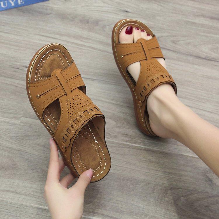 Foreign trade large size sandals women 2025 summer new European and American fashion cool slippers women wear thick bottom slope heel sandals women 36 чёрный
Foreign trade large size sandals women 2025 summer new European and American fashion cool slippers women wear thick bottom slope heel sandals women 36 чёрный