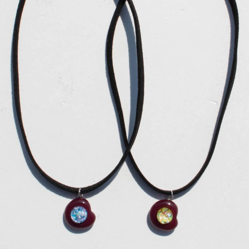 luvinball Pebble Snowball Choker Wine Gold
luvinball Pebble Snowball Choker Wine Gold