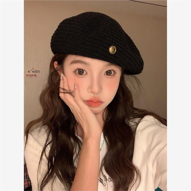 2025 Autumn Large Breathable Shaping Beret for Women - Versatile Painter Hat for a Slim Face
2025 Autumn Large Breathable Shaping Beret for Women - Versatile Painter Hat for a Slim Face