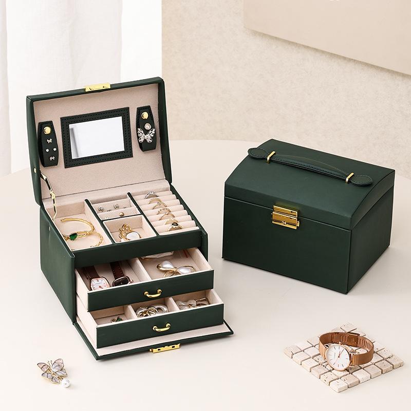 Премиальная трехъярусная шкатулка для хранения ювелирных изделий с выдвижными ящиками, для колец, серег, домашняя, легкая, роскошная, для хранения ювелирных изделий темно-зеленого
Премиальная трехъярусная шкатулка для хранения ювелирных изделий с выдвижными ящиками, для колец, серег, домашняя, легкая, роскошная, для хранения ювелирных изделий темно-зеленого