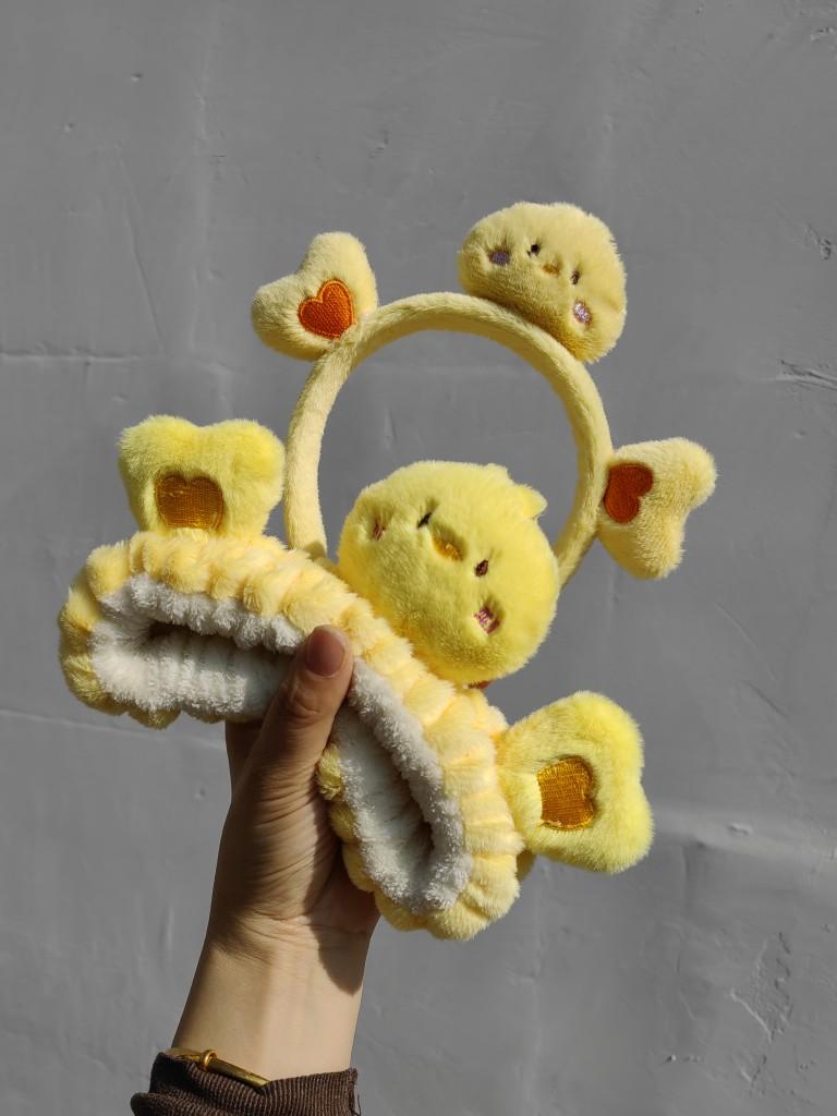 Cute little animal cartoon headband small yellow chicken headband face wash makeup headband
Cute little animal cartoon headband small yellow chicken headband face wash makeup headband