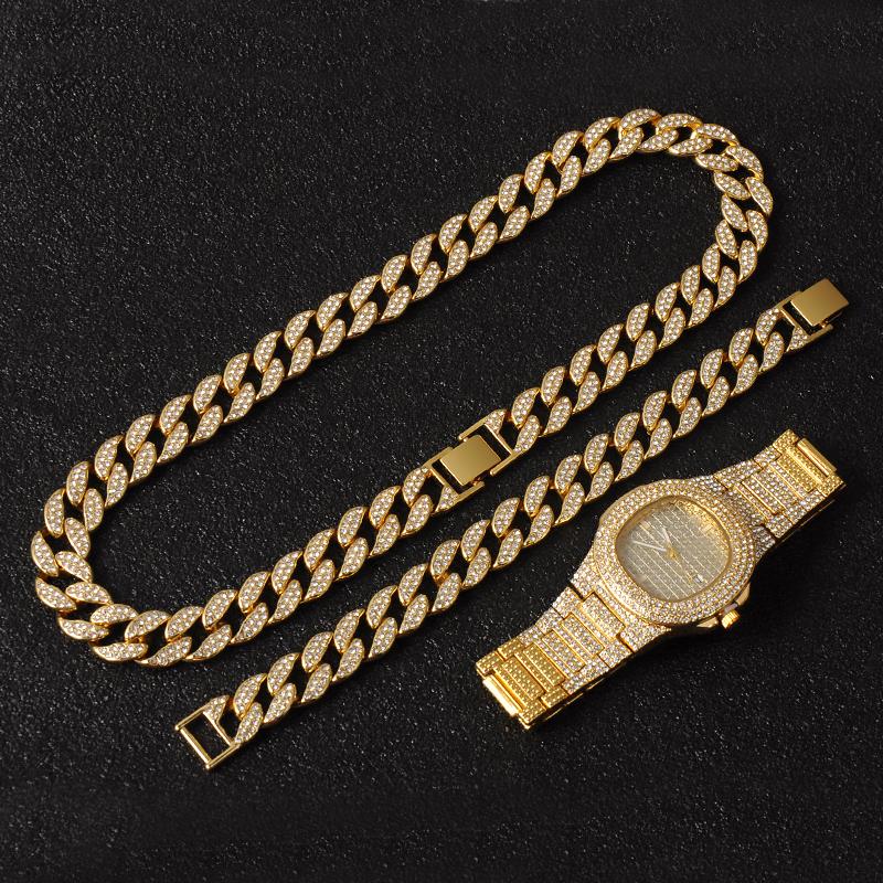 Хип-хоп Майами Снаряженная кубинская цепочка Iced Out Асфальтированные стразы CZ Bling Рэпер Золотое ожерелье + часы + браслет Ювелирные изделия для мужчин
Хип-хоп Майами Снаряженная кубинская цепочка Iced Out Асфальтированные стразы CZ Bling Рэпер Золотое ожерелье + часы + браслет Ювелирные изделия для мужчин