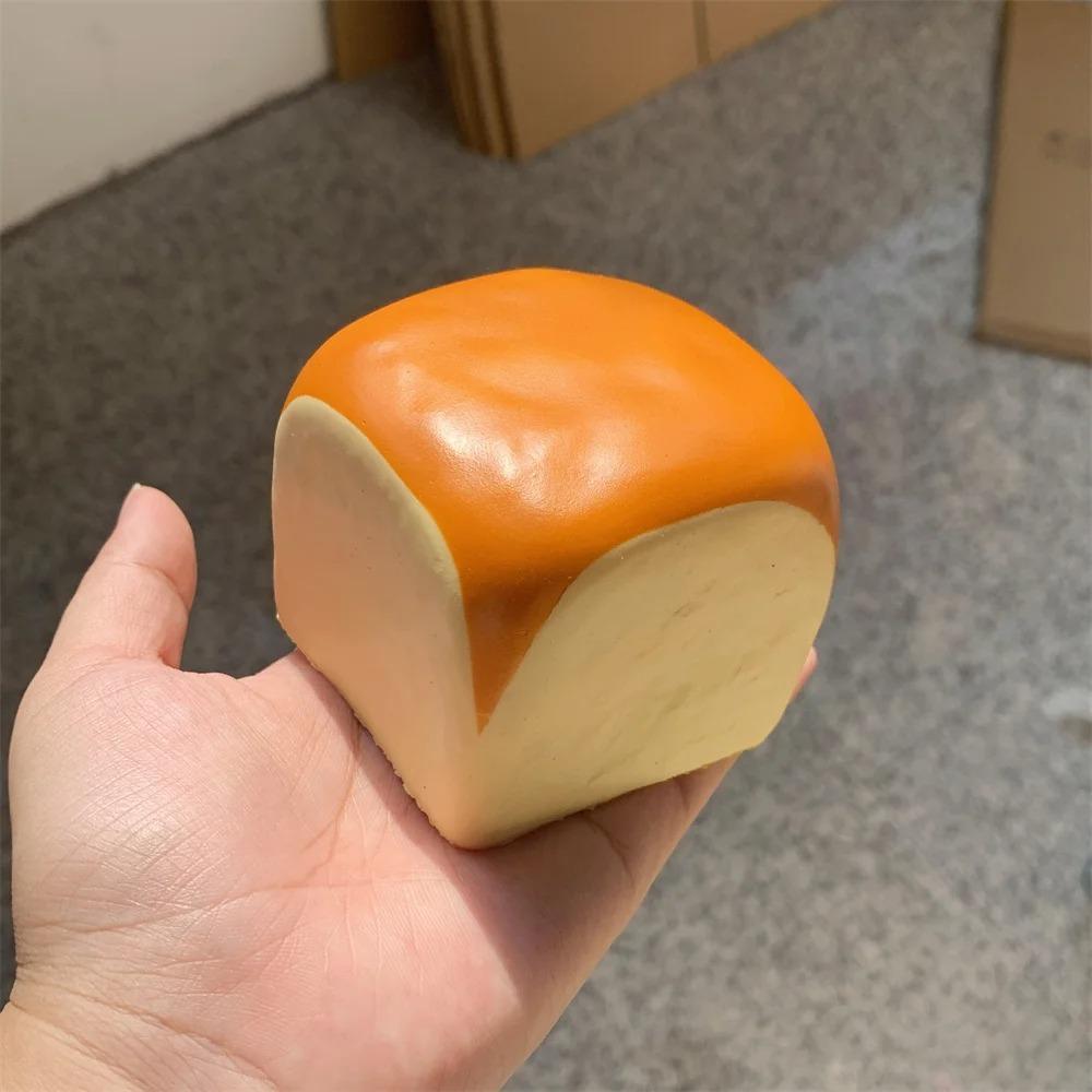 Model DIY Hawaiian Bread Roll Soft Touch Small Block Toast Plastic Food Slow Rebound Rising Toy Party Decora Cake Gift
Model DIY Hawaiian Bread Roll Soft Touch Small Block Toast Plastic Food Slow Rebound Rising Toy Party Decora Cake Gift