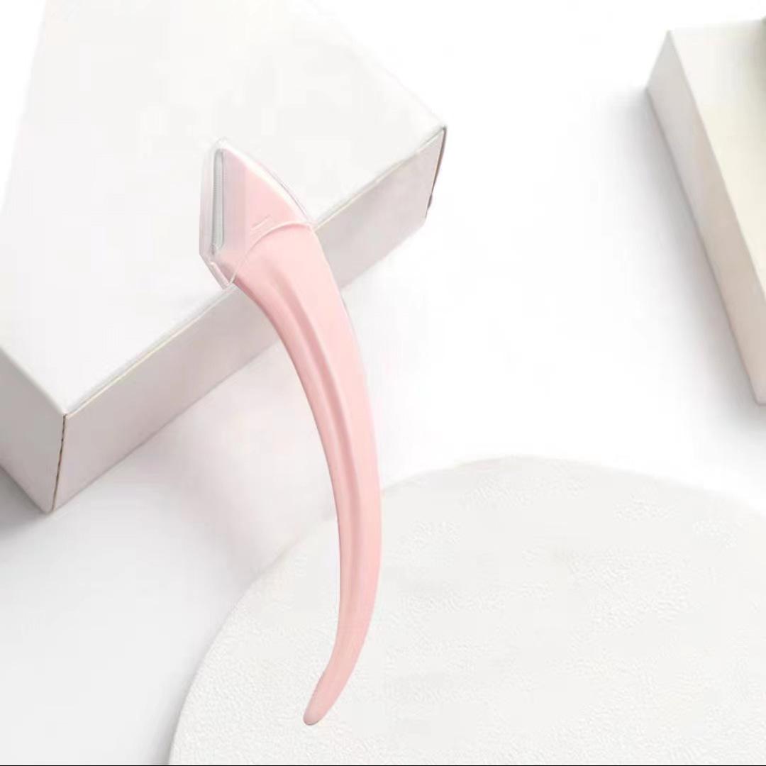 Crescent Eyebrow Shaping Kit: Safe Mini Trimmer & Scissors
Crescent Eyebrow Shaping Kit: Safe Mini Trimmer & Scissors