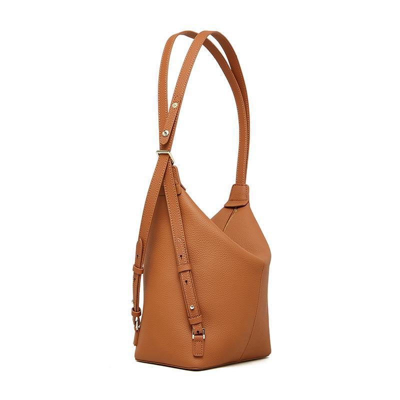 Женский рюкзак из натуральной кожи 2024 года – Niche Design, воловья кожа, сумка на одно плечо подмышкой
Женский рюкзак из натуральной кожи 2024 года – Niche Design, воловья кожа, сумка на одно плечо подмышкой