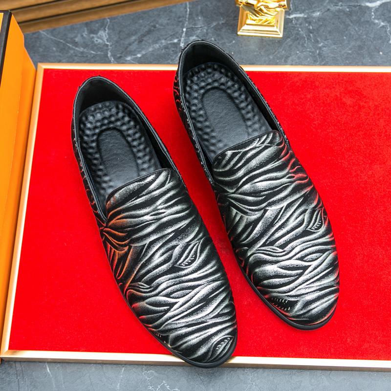 Модные новые мужские лоферы в полоску, хип-хоп, рок, повседневная обувь, мужская свадебная обувь для выпускного вечера, обувь Zapatos Hombre 38
Модные новые мужские лоферы в полоску, хип-хоп, рок, повседневная обувь, мужская свадебная обувь для выпускного вечера, обувь Zapatos Hombre 38