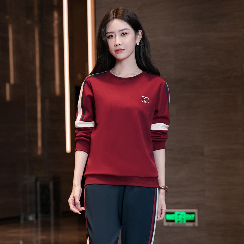 Women s Color Block Korean Style Two-Piece Sweatsuit Set - Round Neck Pullover for Spring/Autumn XXL
Women s Color Block Korean Style Two-Piece Sweatsuit Set - Round Neck Pullover for Spring/Autumn XXL