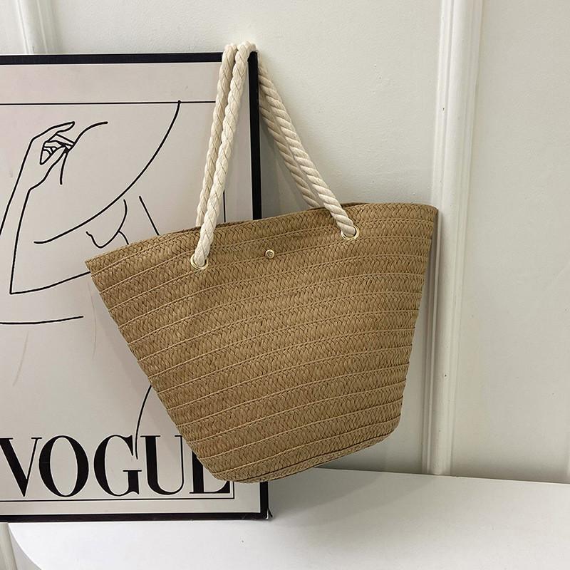 Large Capacity Straw Handwoven Tote Bag For Women 2024 New Chic And Trendy Shoulder Bag Khaki
Large Capacity Straw Handwoven Tote Bag For Women 2024 New Chic And Trendy Shoulder Bag Khaki