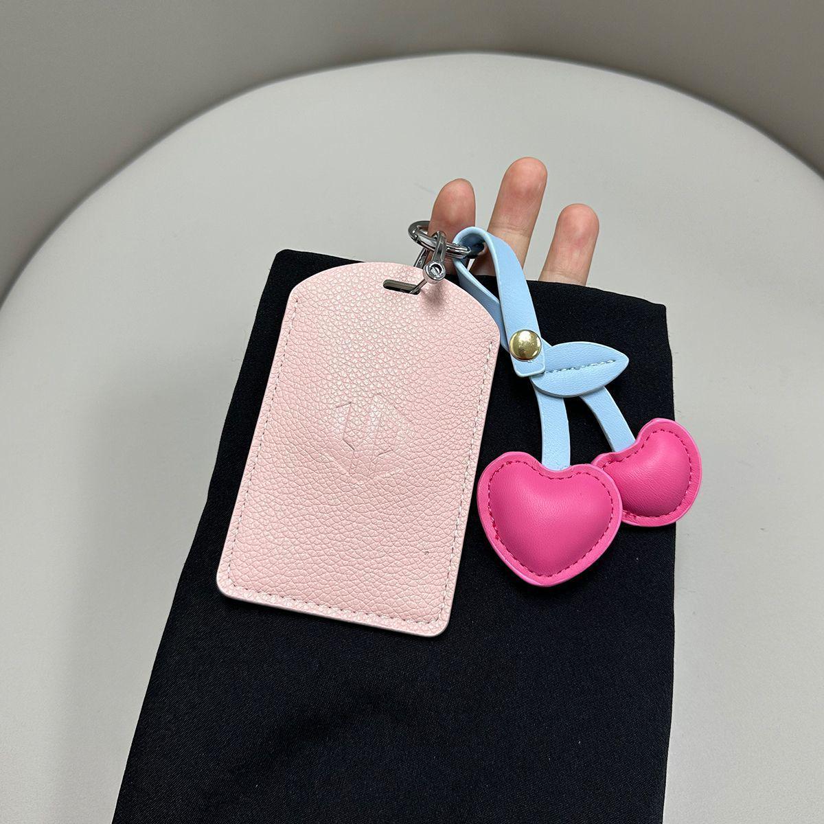 Leapmotor C10 2024 Model NFC Key Case - Cute, High-Grade Car Shell for Women
Leapmotor C10 2024 Model NFC Key Case - Cute, High-Grade Car Shell for Women