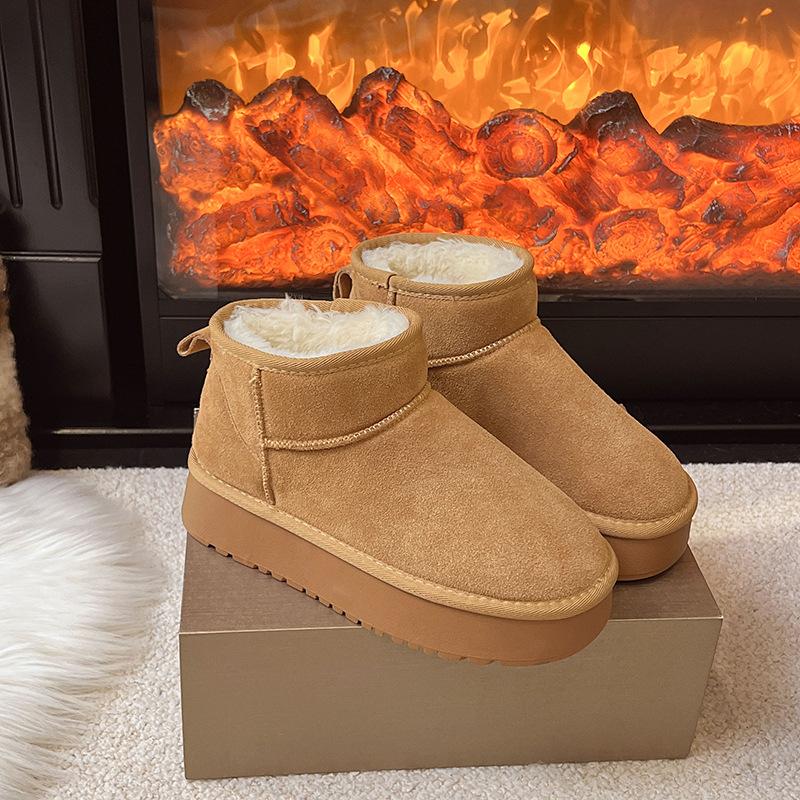 Women s large size soft elastic winter warm cold padded snow boots non-slip wear outdoor casual sneakers cotton boots 40
Women s large size soft elastic winter warm cold padded snow boots non-slip wear outdoor casual sneakers cotton boots 40