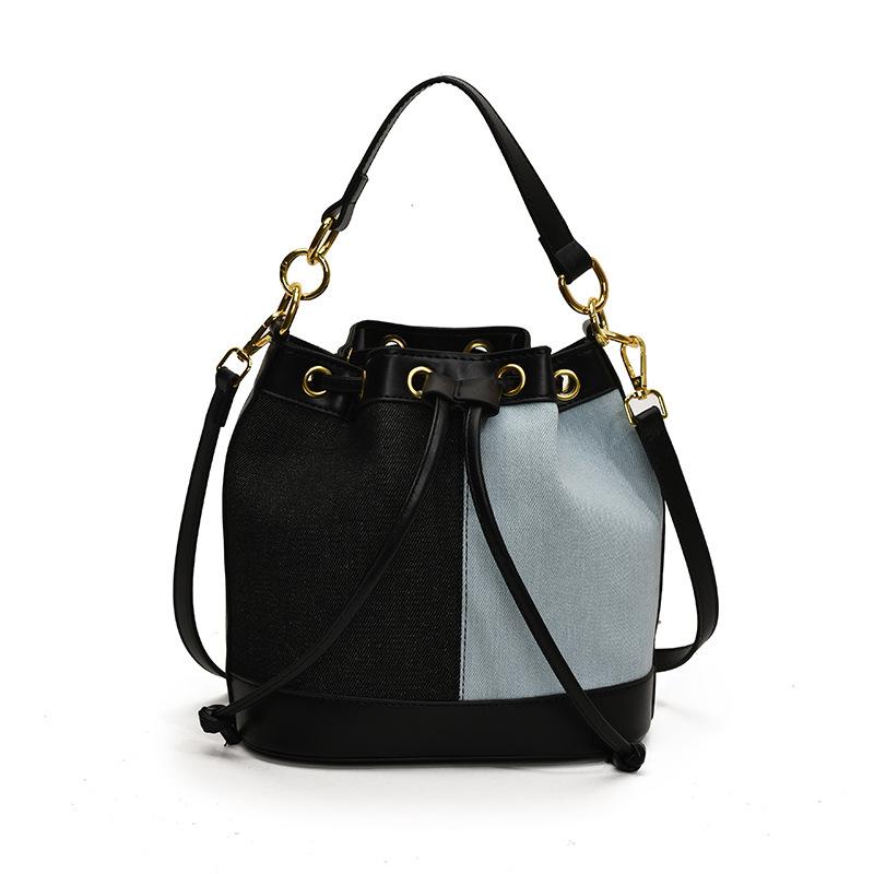 Han Contrast Color Bucket Bag Women s 2026 Spring New Personalized Denim Shoulder Crossbody Bag 21.5*12.5*21 чёрный
Han Contrast Color Bucket Bag Women s 2026 Spring New Personalized Denim Shoulder Crossbody Bag 21.5*12.5*21 чёрный