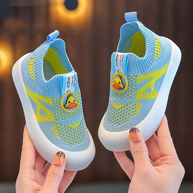 Детская спортивная обувь, летучая трикотажная, мягкая подошва, легкая, для мальчиков и девочек, детская сетчатая дышащая обувь, на одной педали, детская дышащая сетчатая обувь 21 yards inner length 14cm синий
Детская спортивная обувь, летучая трикотажная, мягкая подошва, легкая, для мальчиков и девочек, детская сетчатая дышащая обувь, на одной педали, детская дышащая сетчатая обувь 21 yards inner length 14cm синий