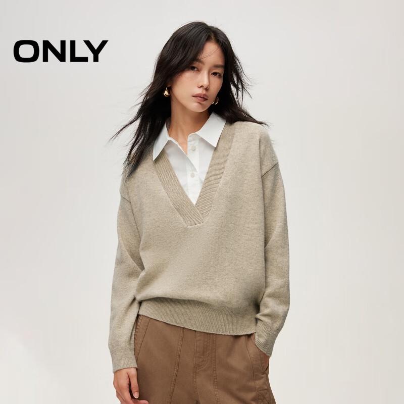 ONLY Women s Deep V-Neck Faux Two-Piece Wool Blend Knit Top M
ONLY Women s Deep V-Neck Faux Two-Piece Wool Blend Knit Top M