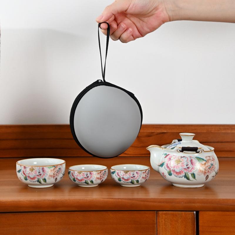 Ручная печь, скрученная ветка лотоса, набор для путешествий из трех чашек, полный набор экспресс-чашки, уличная портативная сумка, заварочный чайник
Ручная печь, скрученная ветка лотоса, набор для путешествий из трех чашек, полный набор экспресс-чашки, уличная портативная сумка, заварочный чайник