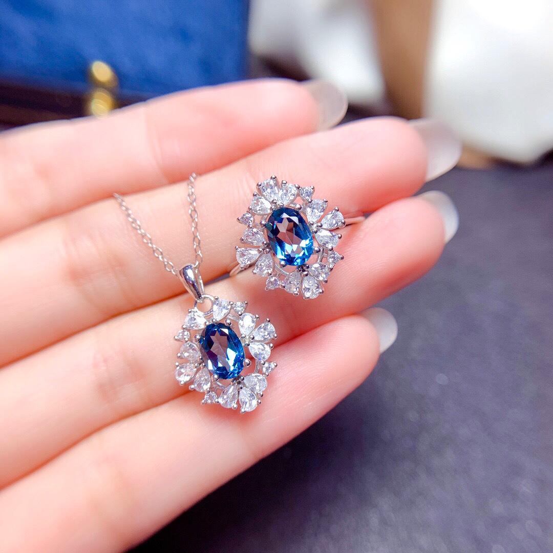 Versatile S925 Silver Set: White & Rose Gold-Plated 5x7MM Ring & Pendant Setting, Adjustable Ring Rose Silver Pendant Setting 5*7
Versatile S925 Silver Set: White & Rose Gold-Plated 5x7MM Ring & Pendant Setting, Adjustable Ring Rose Silver Pendant Setting 5*7