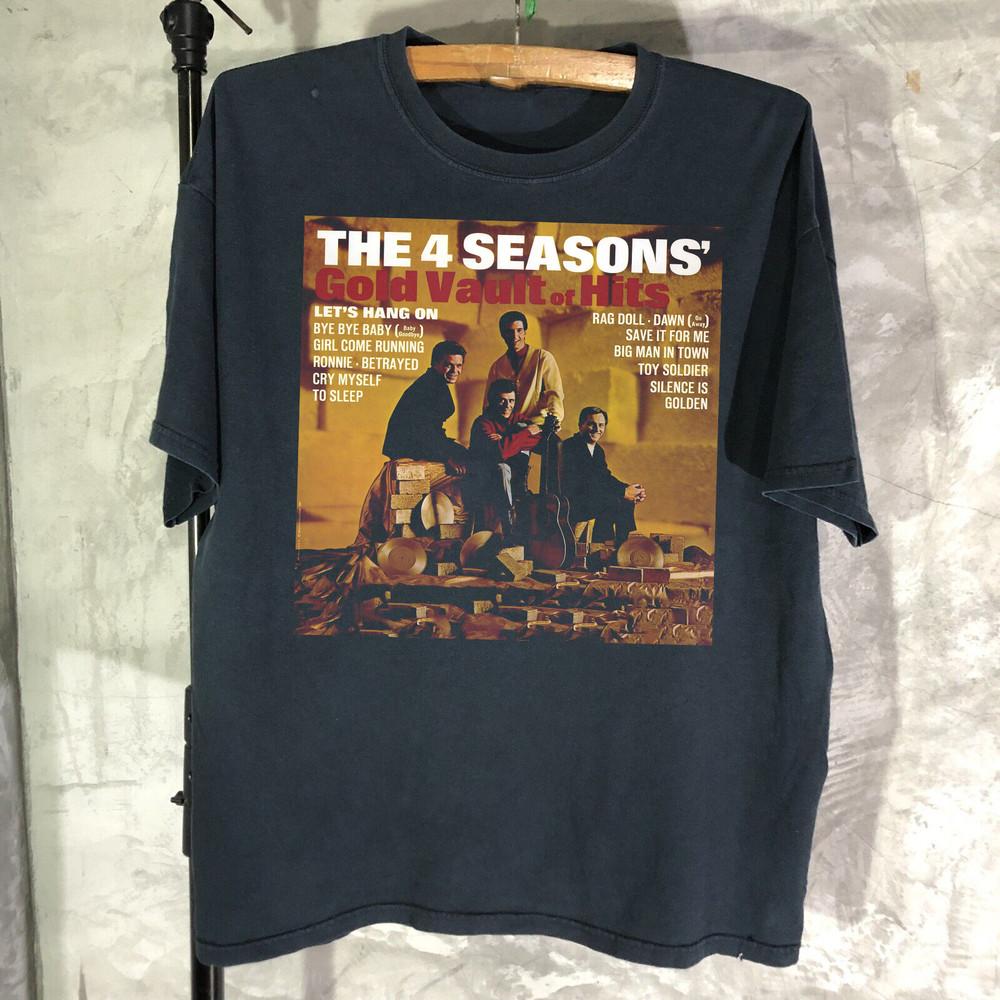 Frankie Valli and the Four Seasons Gold Vault of Hits Size S-5XL SS1071 Unisex T-Shirt XXXXL
Frankie Valli and the Four Seasons Gold Vault of Hits Size S-5XL SS1071 Unisex T-Shirt XXXXL