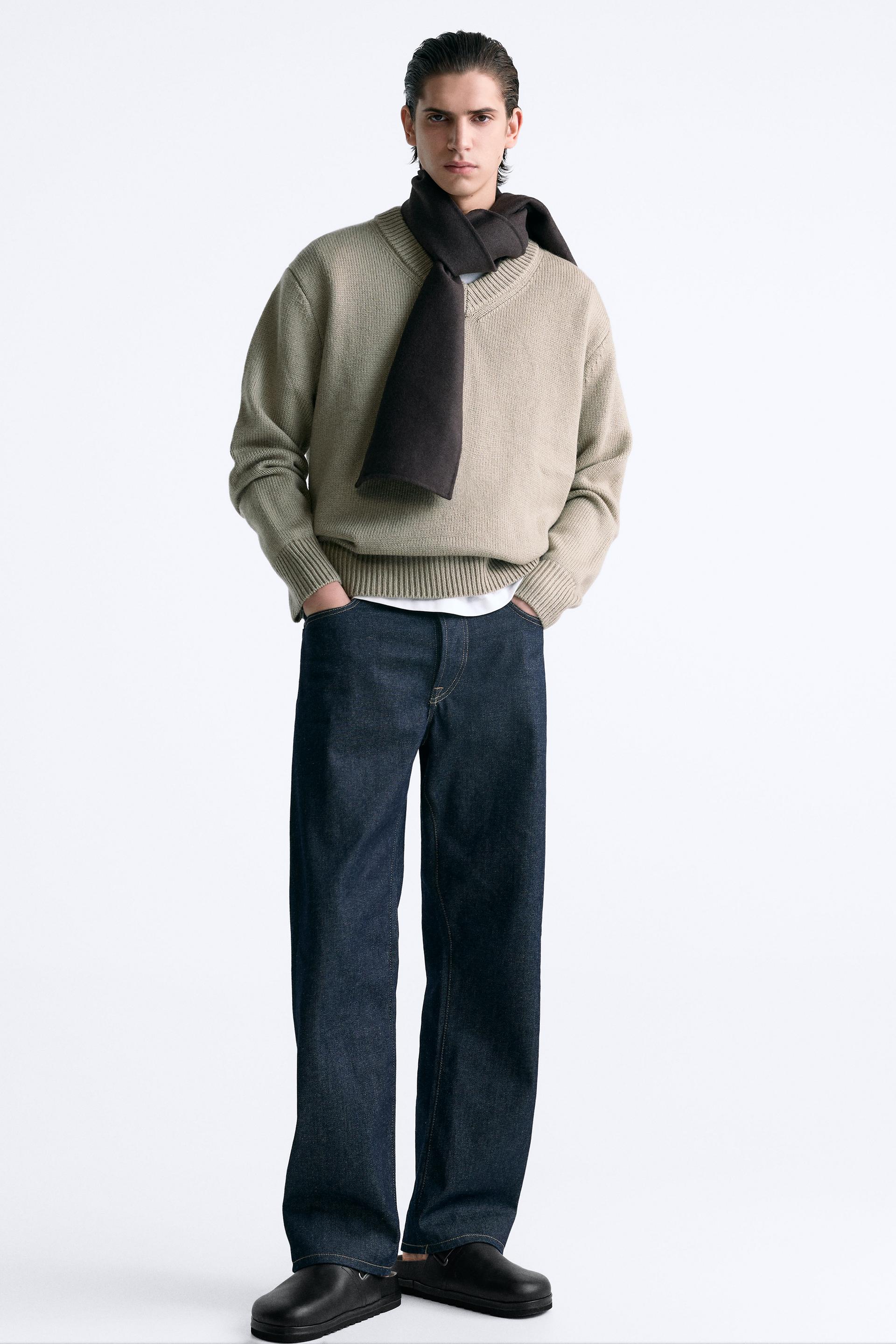 КОЖАНЫЕ КЛОГИ С ПРЯЖКАМИ
КОЖАНЫЕ КЛОГИ С ПРЯЖКАМИ