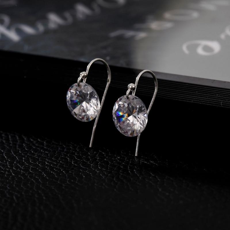 8mm Transparent Zircon Crystal Drop Earrings for Women Pendientes Luxury Gold Copper Color Zircon Trend Simple Accessories Gift
8mm Transparent Zircon Crystal Drop Earrings for Women Pendientes Luxury Gold Copper Color Zircon Trend Simple Accessories Gift