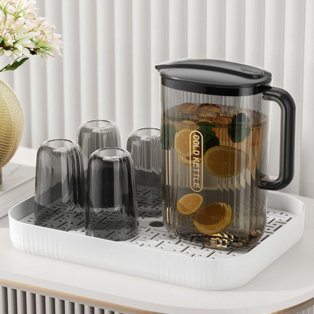 Large Capacity Drink Bucket High Temperature Resistant Refrigerator Water Jug Household
Large Capacity Drink Bucket High Temperature Resistant Refrigerator Water Jug Household