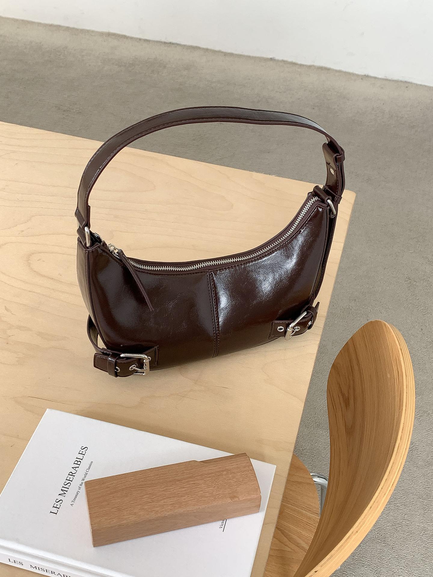Y2K Retro Hobo Shoulder Armpit Bag for Women Pu Leather Maillard Style Underarm Bag Clutch Handbags for Travel Work Shopping Sac 22x8x13cm коричневый
Y2K Retro Hobo Shoulder Armpit Bag for Women Pu Leather Maillard Style Underarm Bag Clutch Handbags for Travel Work Shopping Sac 22x8x13cm коричневый