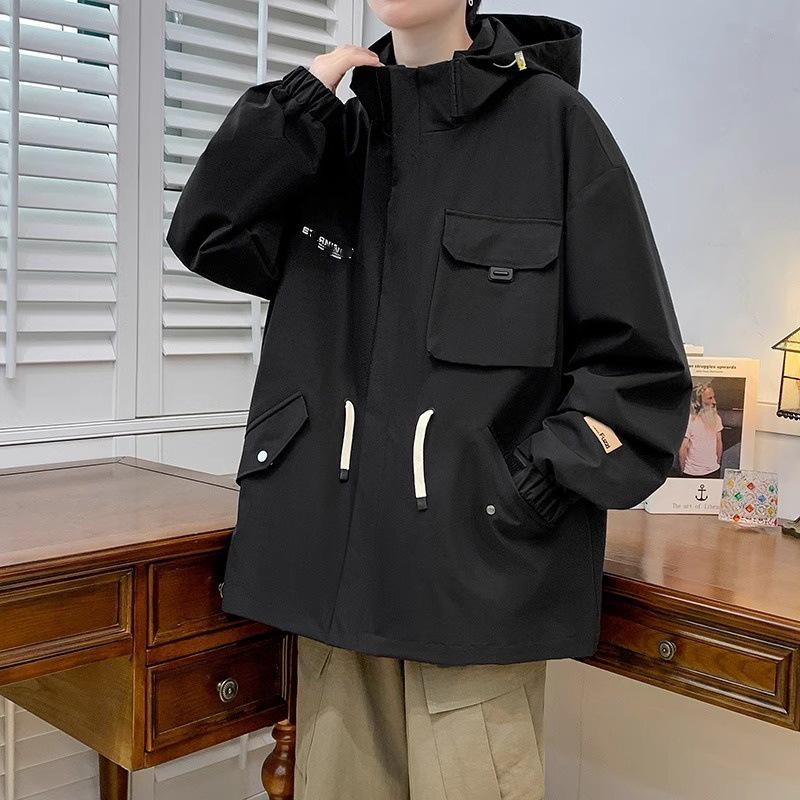 Мужской и женский свободный ветрозащитный плащ в стиле хай-стрит: Крутая весенне-осенняя уличная мода Medium чёрный
Мужской и женский свободный ветрозащитный плащ в стиле хай-стрит: Крутая весенне-осенняя уличная мода Medium чёрный