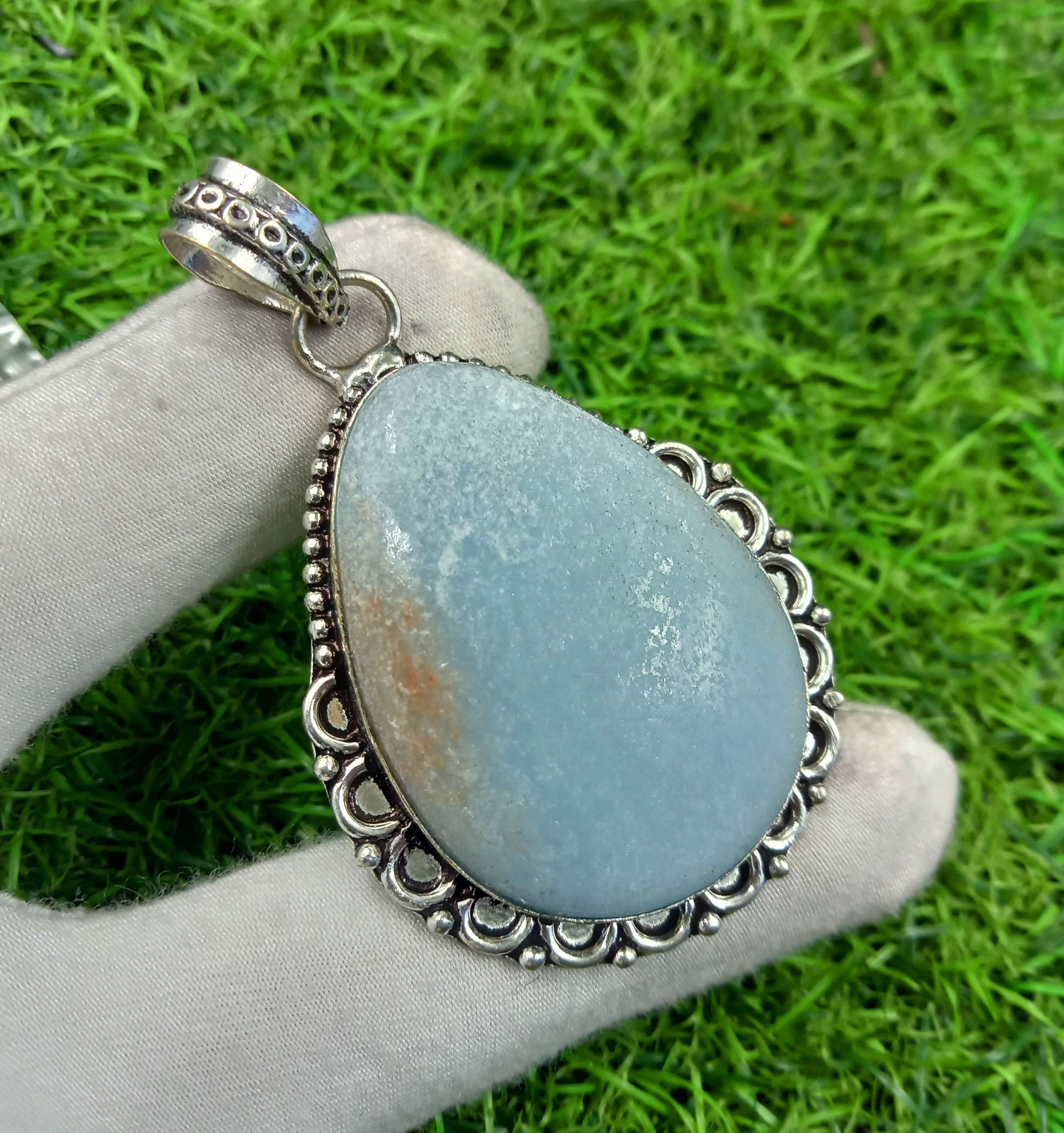 Кулон с драгоценным камнем Angelite 925 пробы с серебряным покрытием DEP-93
Кулон с драгоценным камнем Angelite 925 пробы с серебряным покрытием DEP-93