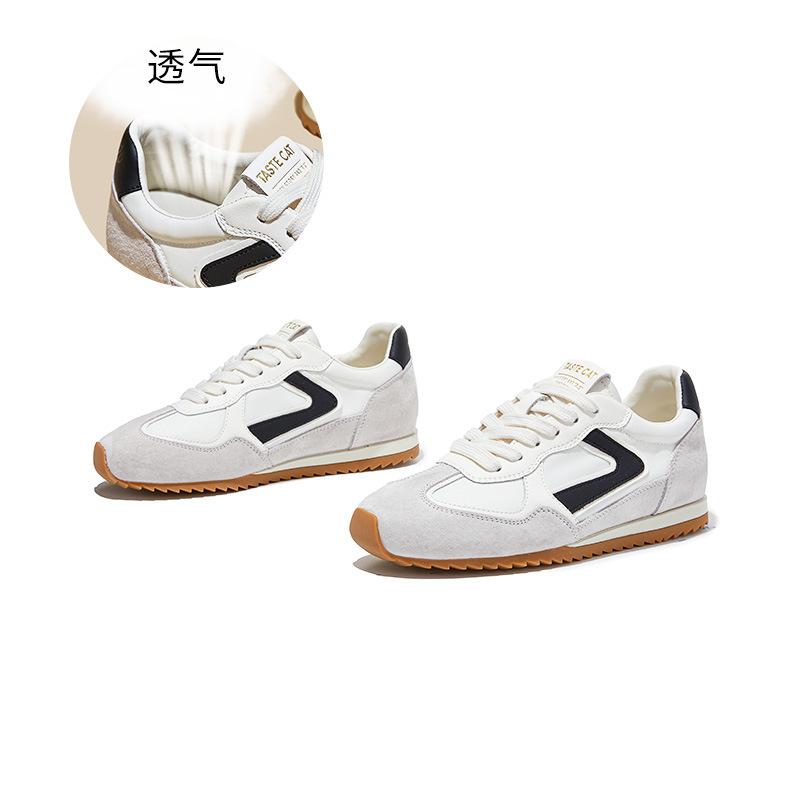 Leather platform German training shoes women s spring new casual versatile Forrest Gump shoes heightening sports dad shoes women 35
Leather platform German training shoes women s spring new casual versatile Forrest Gump shoes heightening sports dad shoes women 35